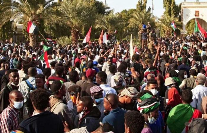 احتجاجات السودان قتيل آخر وحادثا اغتصاب