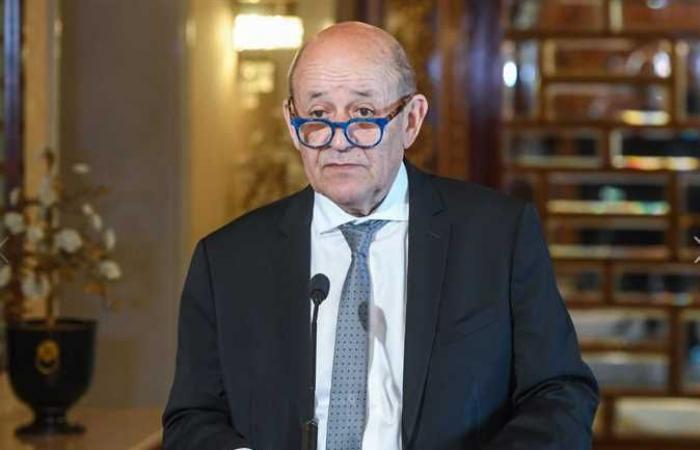 بعد 3 أشهر من الغياب.. الخارجية الفرنسية ترحب بعودة السفير الجزائري إلى باريس