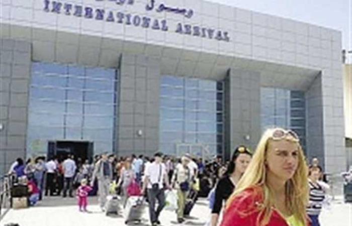 تحويل مسار هبوط طائرتين تقلان 447 راكب من شرم الشيخ إلى مطار الغردقة