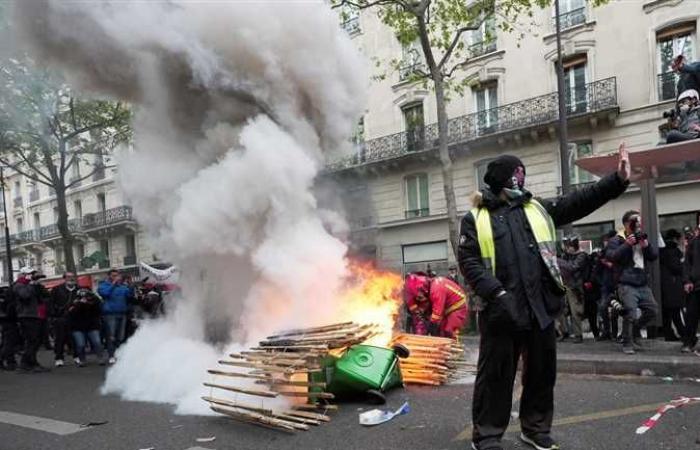 فرنسا : 54 ألف شخص يتظاهرون ضد التصاريح الصحية