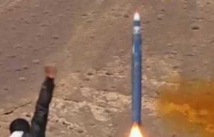 «ألوية العمالقة» تعلن السيطرة على 20 صاروخًا تابعاً للحوثيين جنوب مأرب