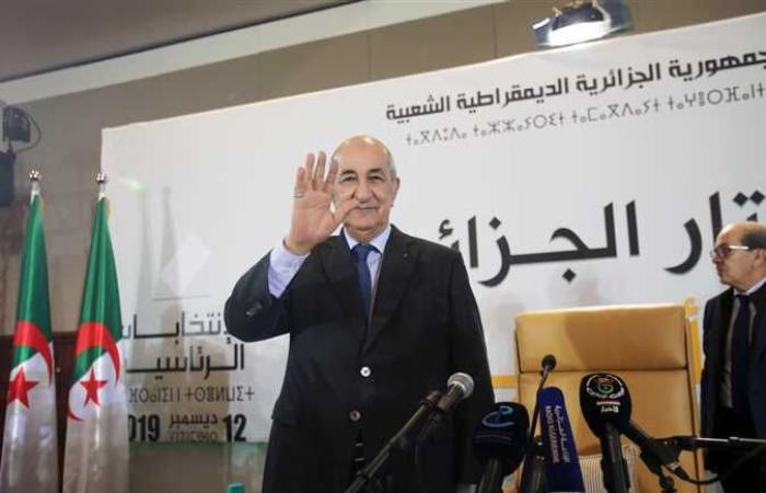 الرئيس الجزائري يعود إلى بلاده بعد زيارة رسمية إلى مصر
