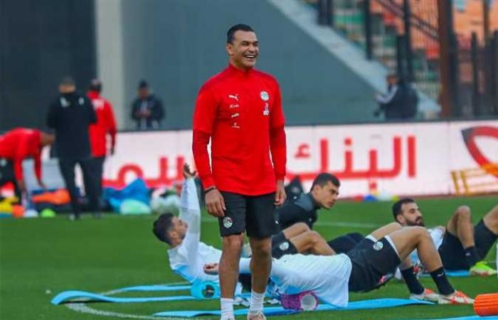 الكومي يوضح حقيقة الإطاحة بضياء السيد والحضري من جهاز المنتخب