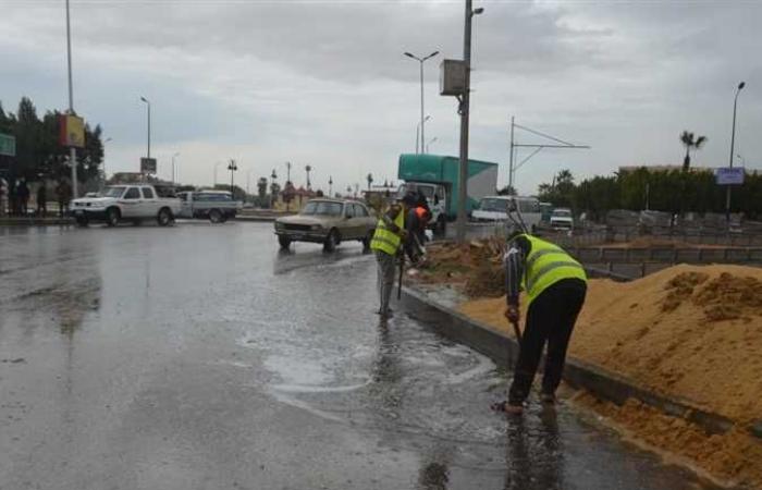 أمطار كثيفة على الطرق الرئيسية للمدن الجديدة.. ورؤساء الأجهزة يطالبون بالابتعاد عن الأشجار