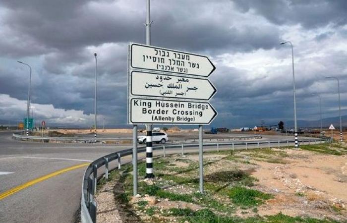 الأردن يمنع عشرات السياح الإسرائيليين من دخول أراضيه