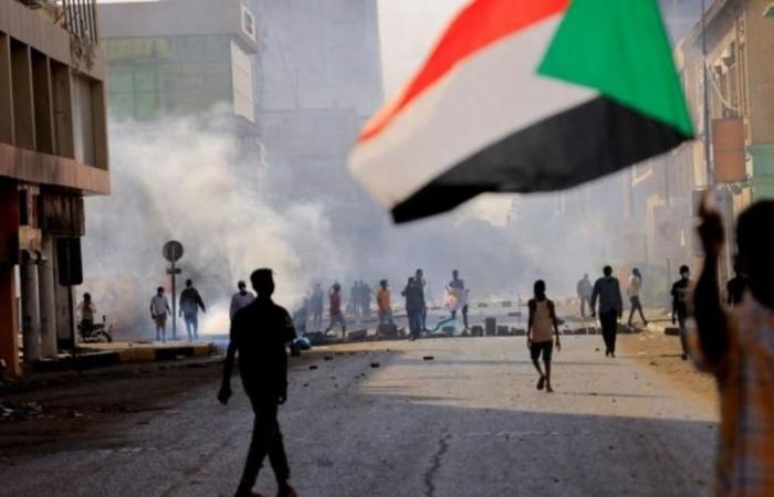 مجلس الأمن السوداني يوصي برفع حالة الطوارئ