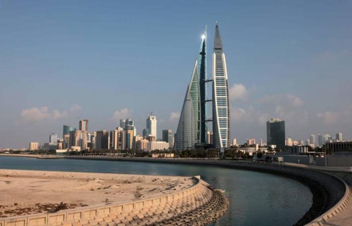 تعديل وزاري واسع في البحرين لتعزيز الانتعاش الاقتصادي