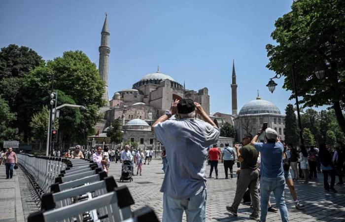 تركيا تؤكد أنها آمنة بعد التحذيرات الإسرائيلية