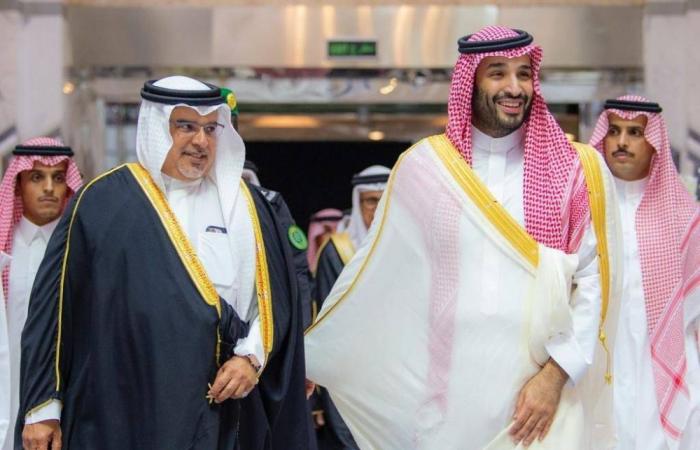 الأمير محمد بن سلمان يستقبل ولي عهد البحرين ورئيس الوزراء العراقي بمطار جدة