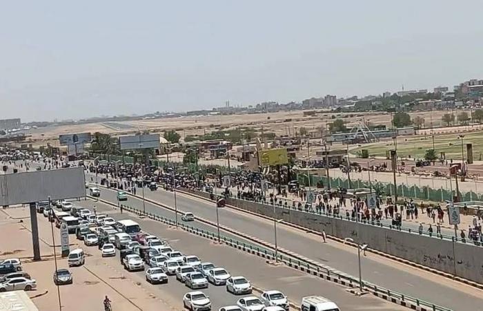 السودان مسيرة ضخمة للتنديد بالعنف القبلي