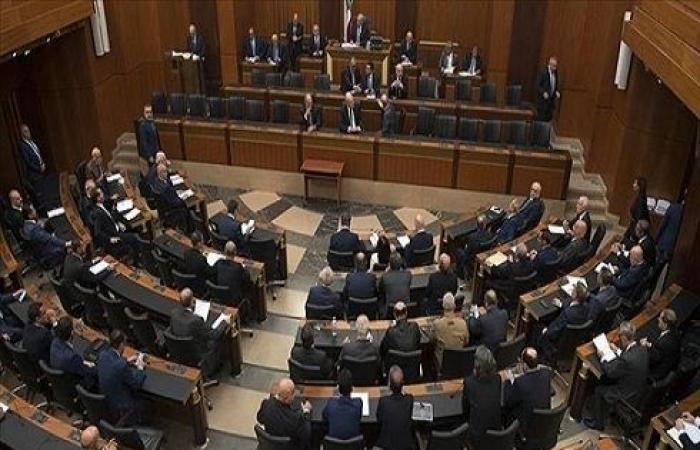 البرلمان اللبناني يخفق للمرة التاسعة في انتخاب رئيس جديد للبلاد