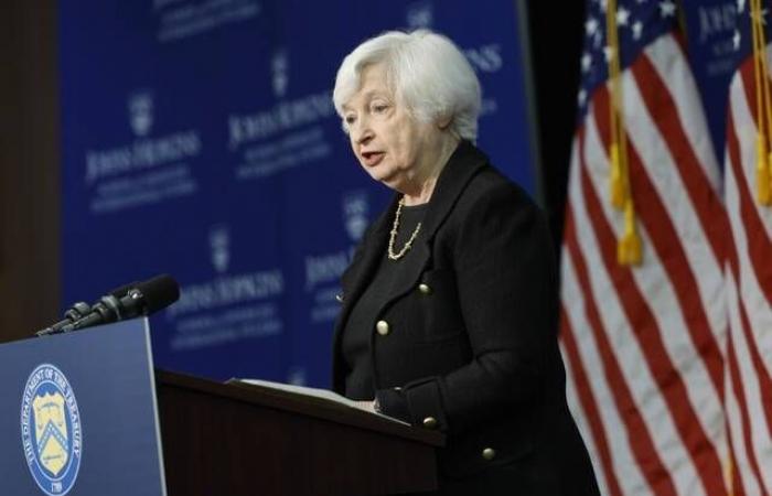 وزيرة الخزانة الأمريكية تحذر من إفلاس الولايات المتحدة حال عدم رفع سقف الديون