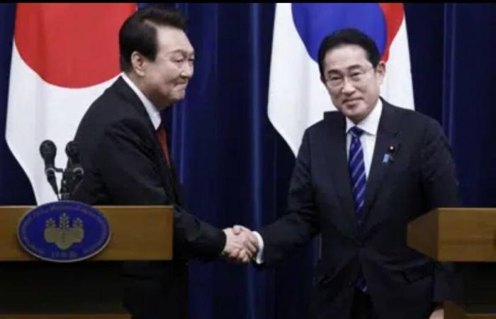 اليابان تواجه الصين وكوريا الشمالية بتعميق التعاون مع واشنطن