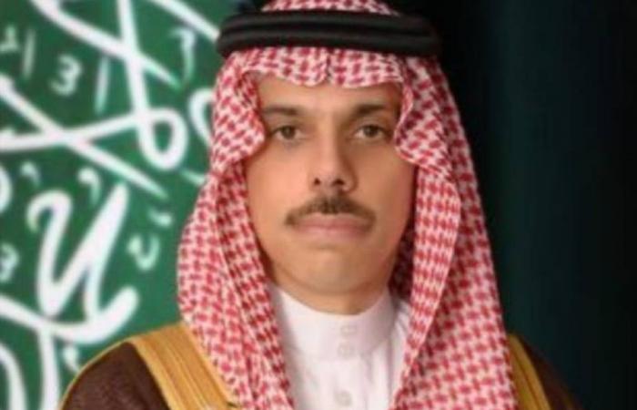 وزير الخارجية السعودي يتلقى اتصالا من نظيره الإيراني