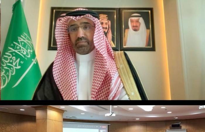 وزير الموارد البشرية يترأس اجتماع المنظمة العربية للتنمية الإدارية