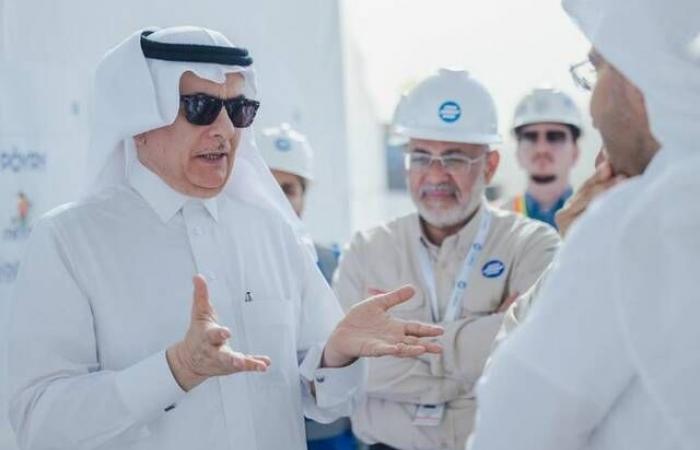 وزير البيئة السعودي يدشن مشروع أكبر منظومة بالتناضح العكسي بالعالم