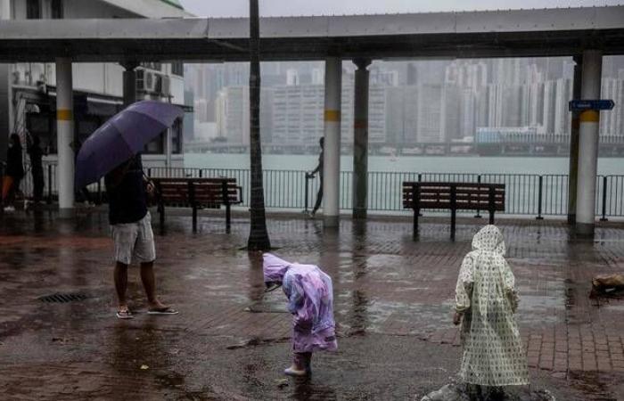 إعصار "ساولا" يضرب جنوب الصين بعد أضرار محدودة في هونج كونج