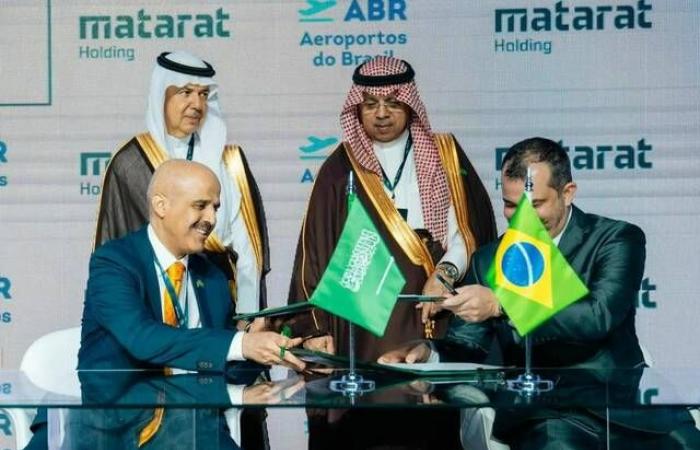 "مطارات" القابضة توقّع مذكرة تفاهم مع اتحاد المطارات بالبرازيل