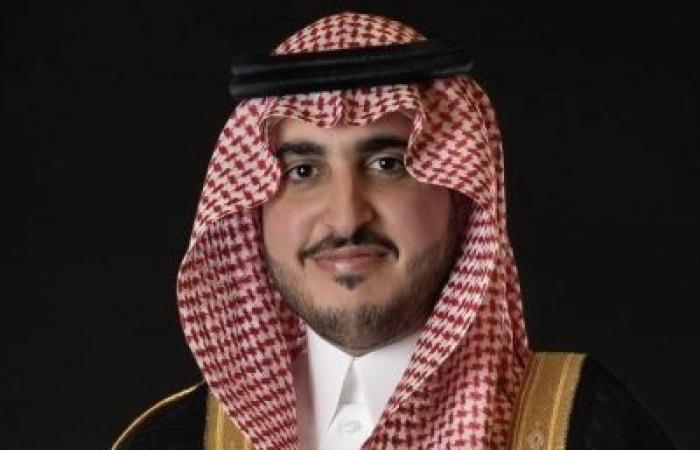 أمير مكة يقدم واجب العزاء لأبناء الأمير ممدوح بن عبدالعزيز