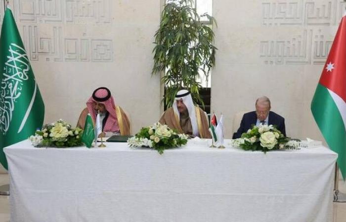 توقيع مذكرة لتوسيع آفاق العلاقات الاقتصادية بين مجتمع الأعمال الأردني والسعودي