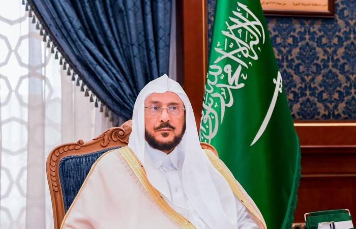 وزير الشؤون الإسلامية يوجّه بإقامة صلاة عيد الأضحى مع مراعاة توقعات الأحوال الجوية