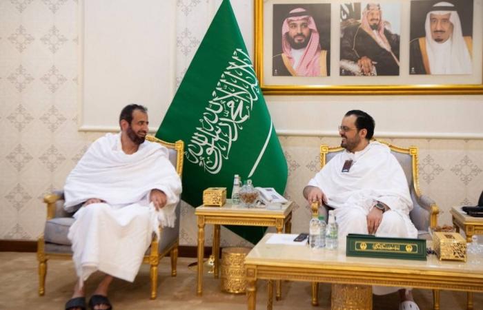 نائب أمير مكة يستقبل وزير الحج والعمرة