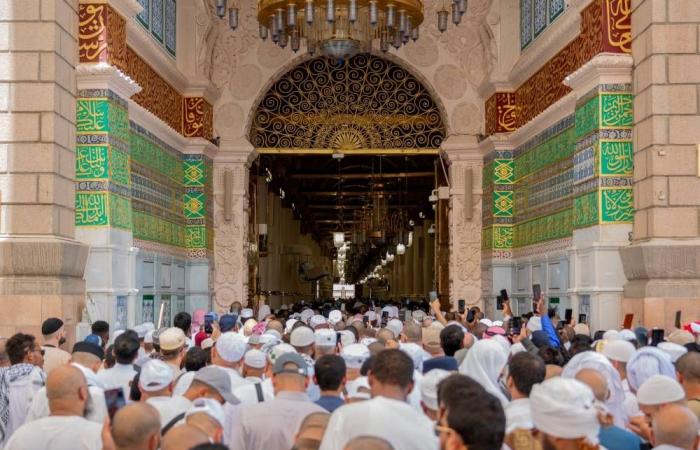 تقديم الخدمات لأكثر من مليون حاج بالمسجد النبوي