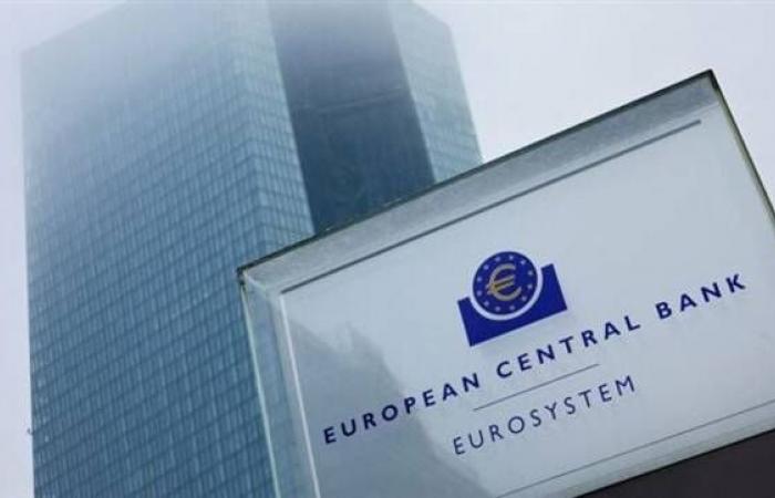المركزي الأوروبي: أغلب صناع السياسات موافقون على خفض الفائدة