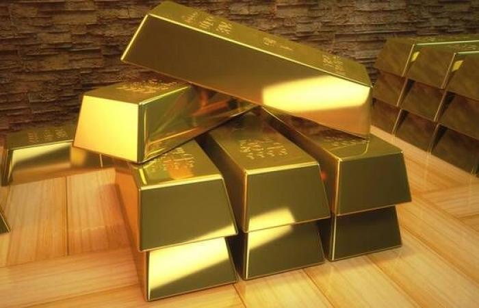 "جي بي مورجان" يتوقع قفزة الذهب لـ2,500 دولار بنهاية 2024