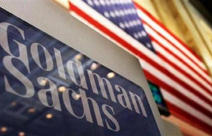 "جولدمان ساكس" يتوقع خفض الفائدة الأمريكية مرتين في 2024