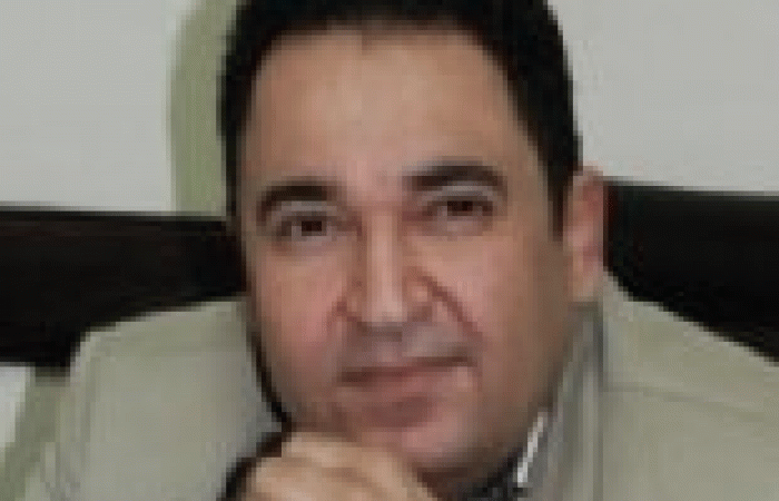محمد علي خير يوقف برنامجه على "راديو مصر" الأحد وينتقل لإذاعة أخرى