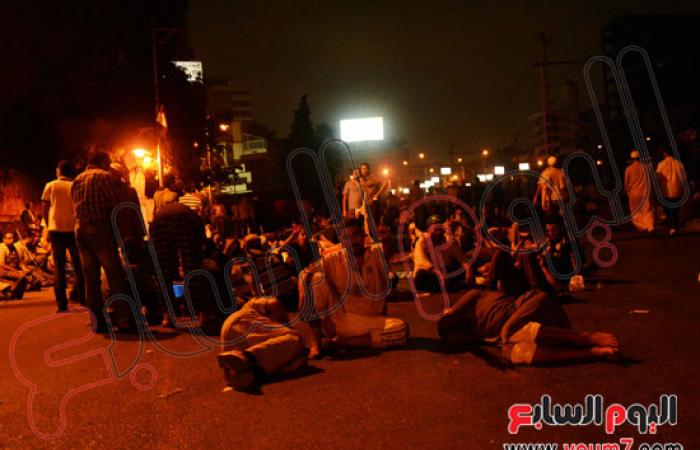 مؤيدو مرسى ينهون اعتصامهم فى شارع صلاح سالم ويعودون إلى رابعة