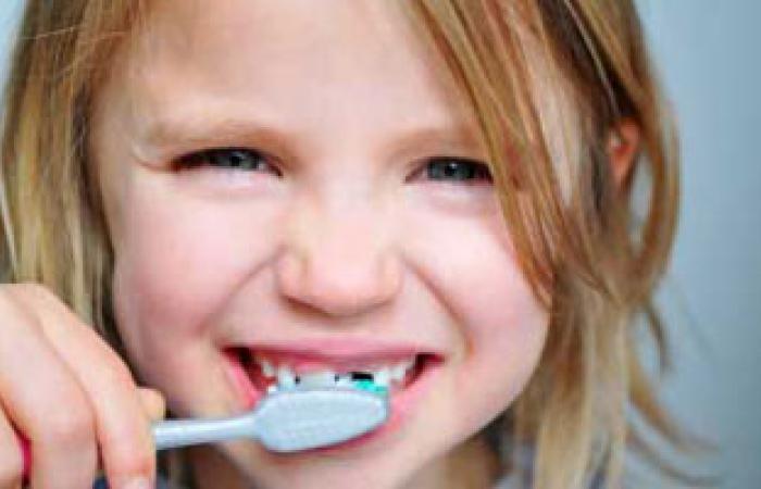 الاهتمام بالأسنان لعلاج تقرحات اللسان