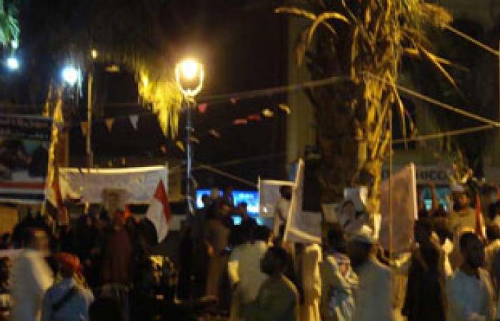 مسيرة لأنصار الرئيس المعزول بمدينة كوم أمبو