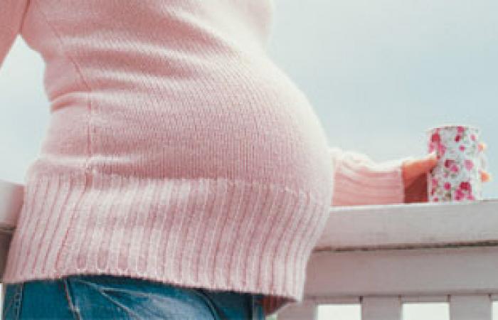 زيادة هرمون البروجسترون يزيد الغازات أثناء الحمل