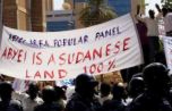 نشطاء سودانيون يدعون لعصيان مدني في البلاد الأحد