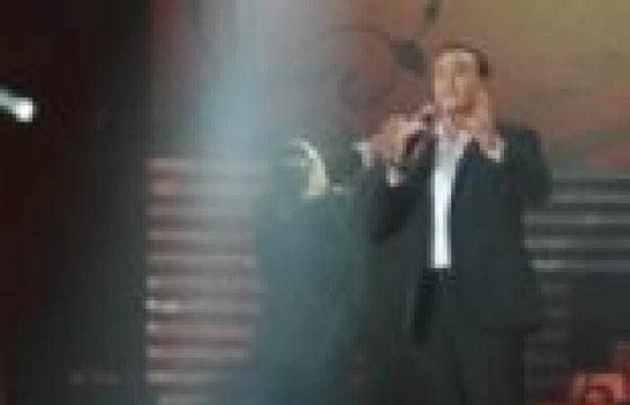 صابر الرباعي يغني "ع الطاير" في افتتاح البرايم الثاني لـ"ستار أكاديمي"