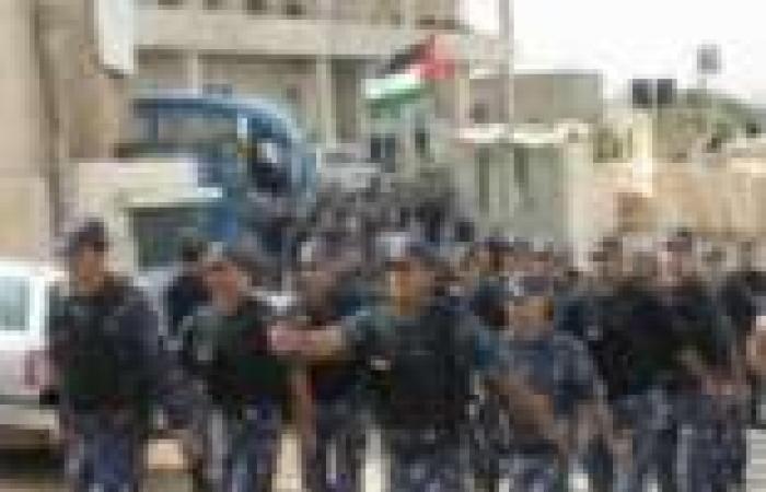 الشرطة الفلسطينية: إغلاق معبر الكرامة أول أيام عيد الأضحي المبارك