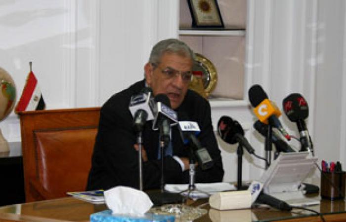 رئيس مدينة العبور يطالب وزير الإسكان بوحدات لعمال المنطقة الصناعية