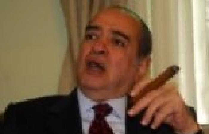 فريد الديب: سأقاضي حسام عيسى لأنه "لم يكن مؤدبا" مع مبارك