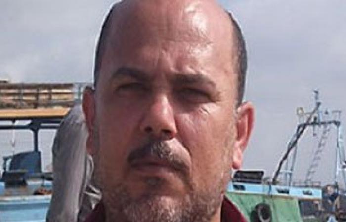 نقيب الصيادين: نيابة رشيد تفرج عن 30 صيادًا مصريًا قادمين من ليبيا