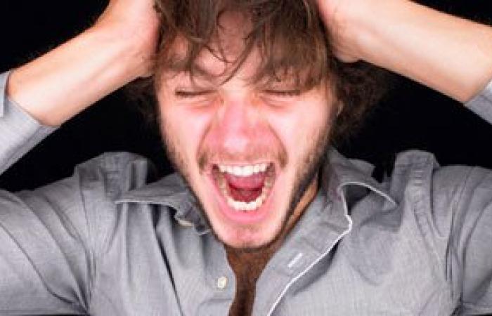 باحثون أمريكيون: انخفاض مستوى هرمون "التستوستيرون" قد يدفع الرجال نحو الاكتئاب