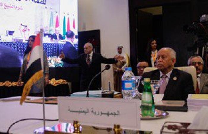 وزير الخارجية اليمنى: من الممكن الاستعانة بقوات برية ضد الحوثيين