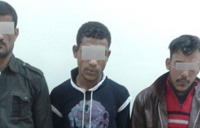 سقوط 3 أشخاص بحوزتهم طبنجة حلوان و19 طلقة فى محطة سكك حديد القاهرة