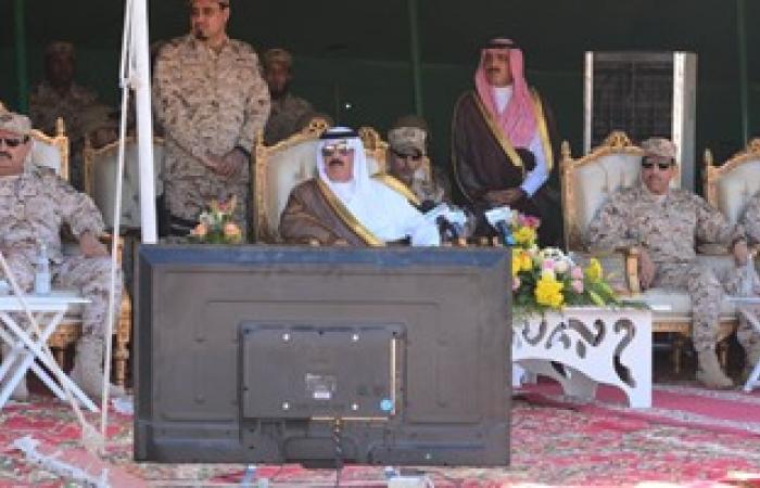 الأمير متعب بن عبد العزيز يتفقد عمل قوات الحرس الوطنى ويحتفل معهم بالعيد