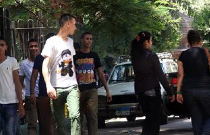 حبس 3 متهمين تحرشوا بفتيات أمام سينمات وسط البلد وإخلاء سبيل 55 آخرين