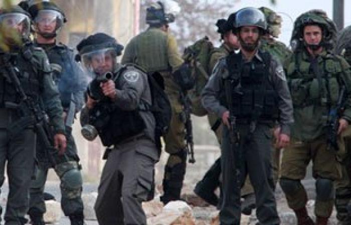 إصابة 9 فلسطينيين فى اشتباكات مع الجيش الإسرائيلى
