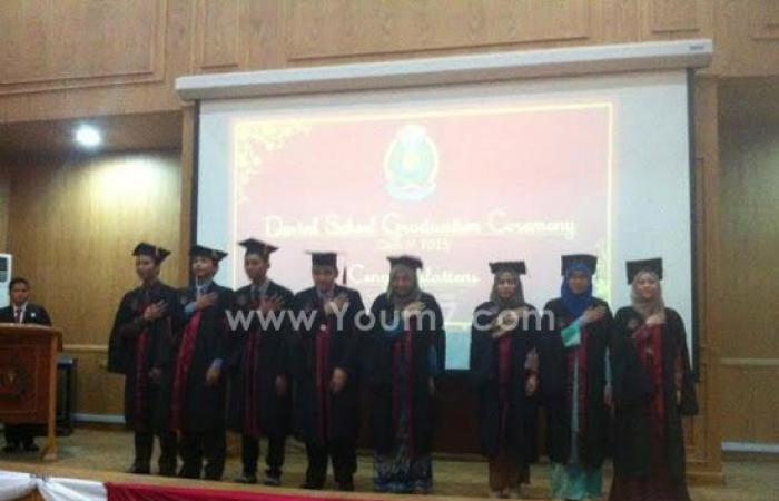 بالصور.. جامعة المنصورة تحتفل بتخرج دفعة 2015 للطلاب الماليزيين بطب الأسنان