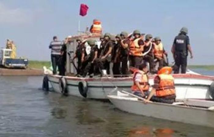 أمن الجيزة يشن حملة لإزالة التعديات على نهر النيل بالبدرشين