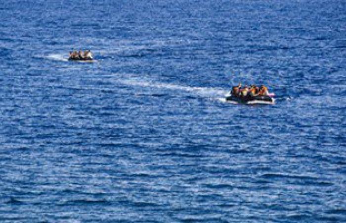 القوات البحرية تحبط تسلل 238 مهاجرا غير شرعى إلى إيطاليا